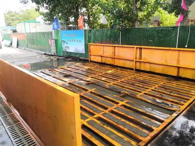 文昌湖區(qū)開展揚塵治理督查專項行動與完善非道路移動機械管理平臺